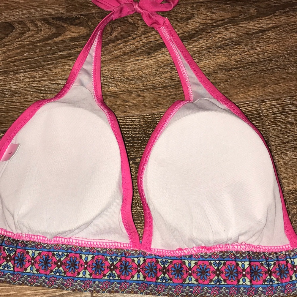 Two Bikini Tops - Picture 6 of 6